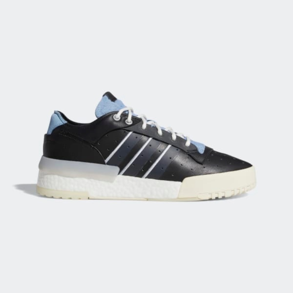 {Adidas}🆕 Rivalry RM Low leather sneakers